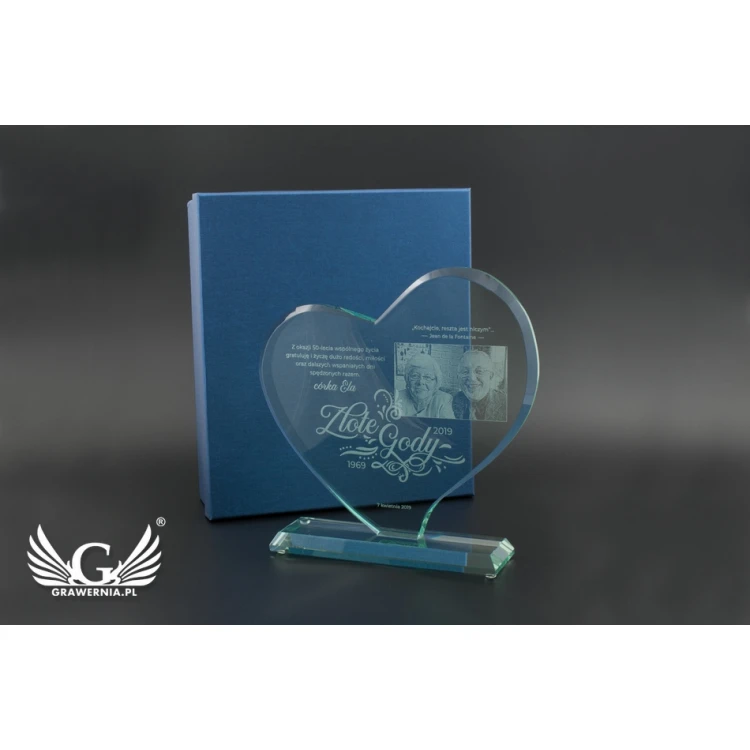 Glass Trophy in Case with Photo - HEART 4 - TSZ072
