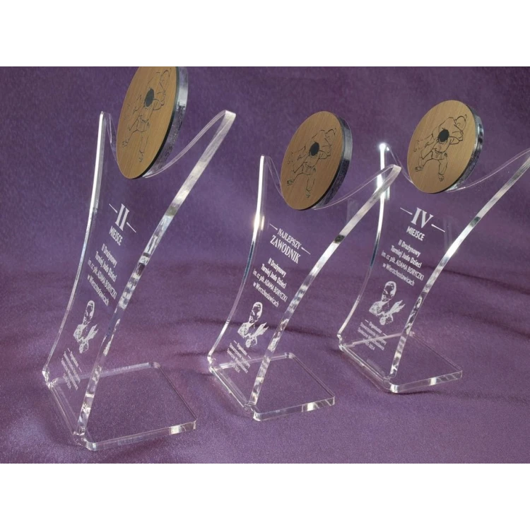 TROPHY VICTORY - according to individual design - model DTA19
