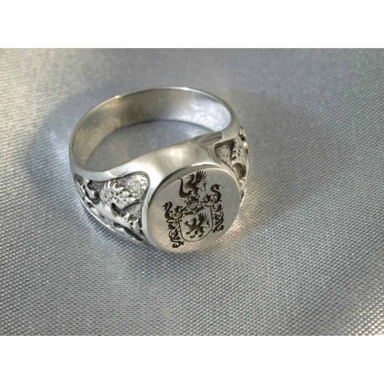 Coat of Arms Engraving Service on Signet Rings - Heraldic Signets - SY008