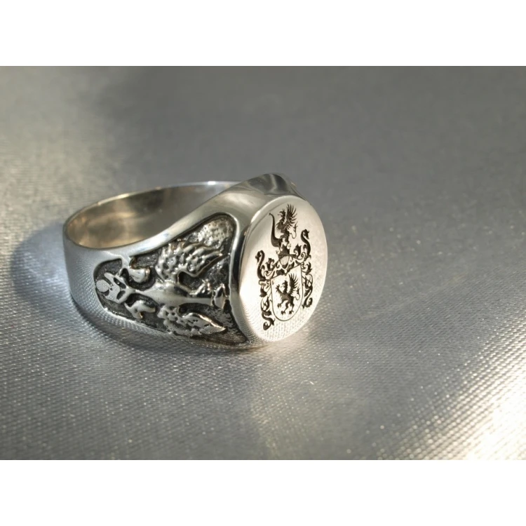 Coat of Arms Engraving Service on Signet Rings - Heraldic Signets - SY008