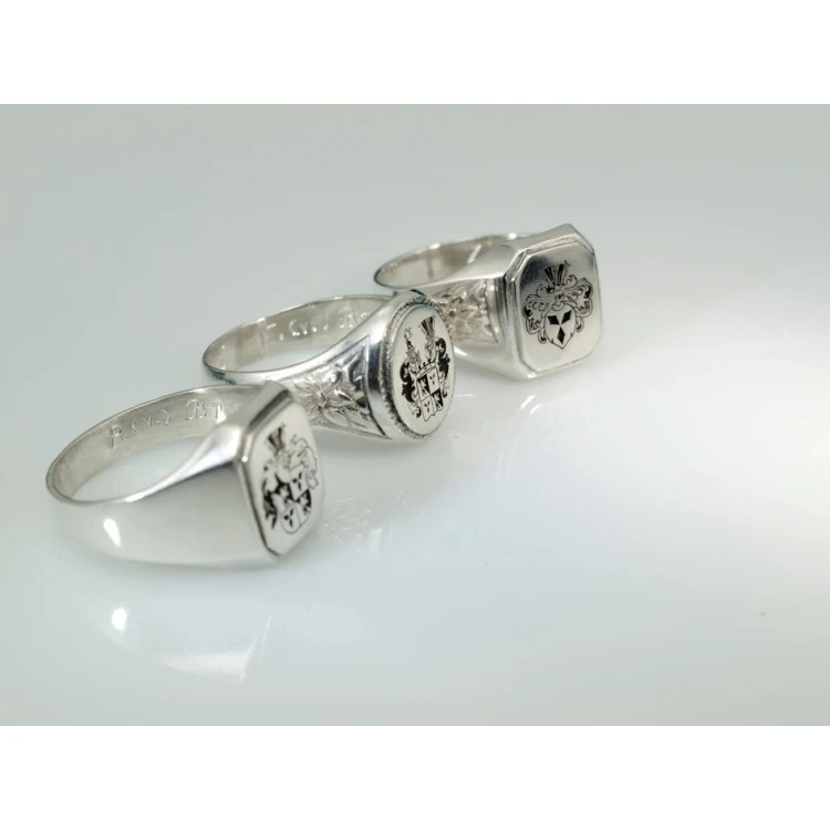 Coat of Arms Engraving Service on Signet Rings - Heraldic Signets - SY010