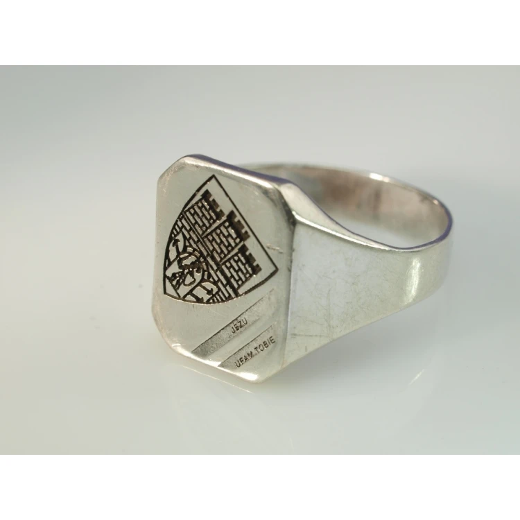 Coat of Arms Engraving Service on Signet Rings - Heraldic Signets - SY012