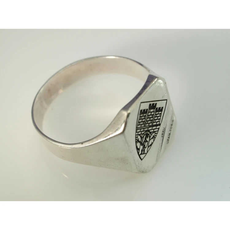Coat of Arms Engraving Service on Signet Rings - Heraldic Signets - SY012