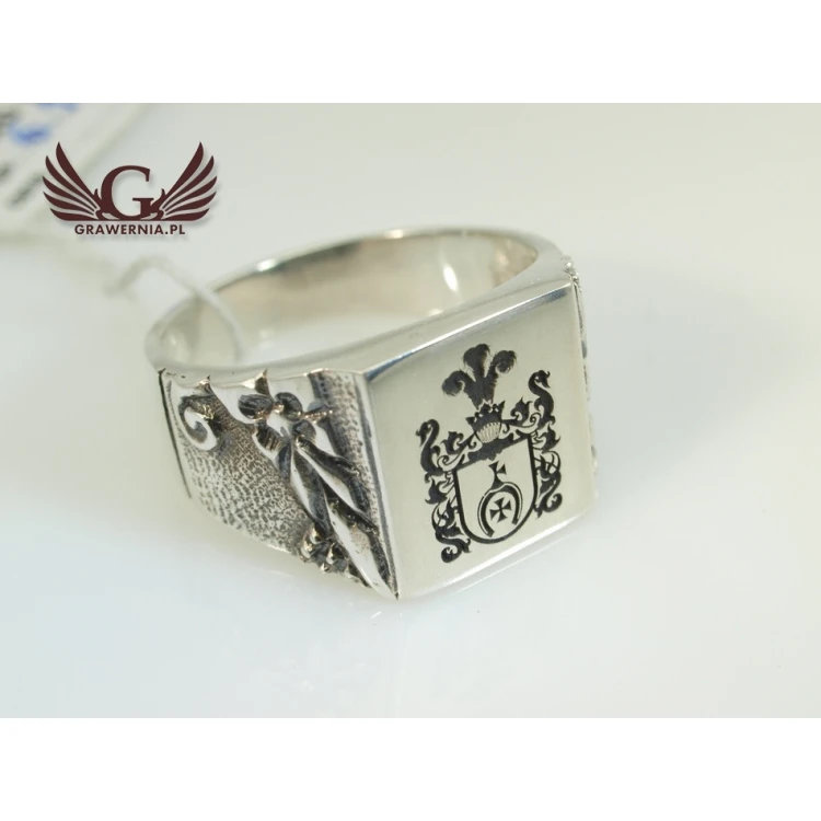 Coat of Arms Engraving Service on Signet Rings - Heraldic Signets - SY013
