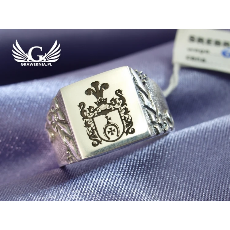 Coat of Arms Engraving Service on Signet Rings - Heraldic Signets - SY013