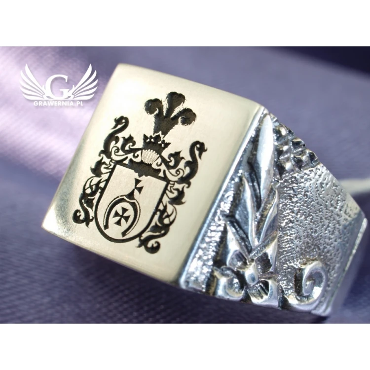 Coat of Arms Engraving Service on Signet Rings - Heraldic Signets - SY013