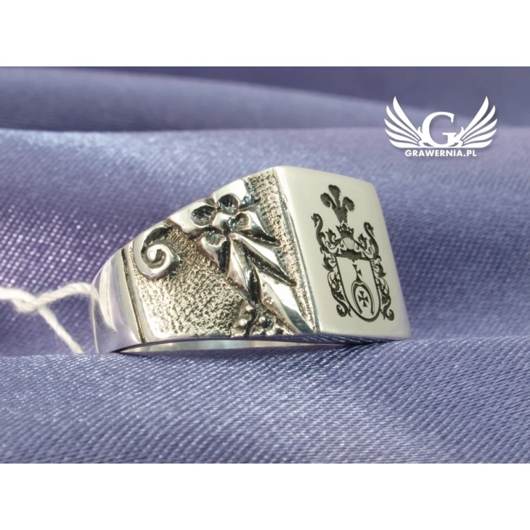 Coat of Arms Engraving Service on Signet Rings - Heraldic Signets - SY013