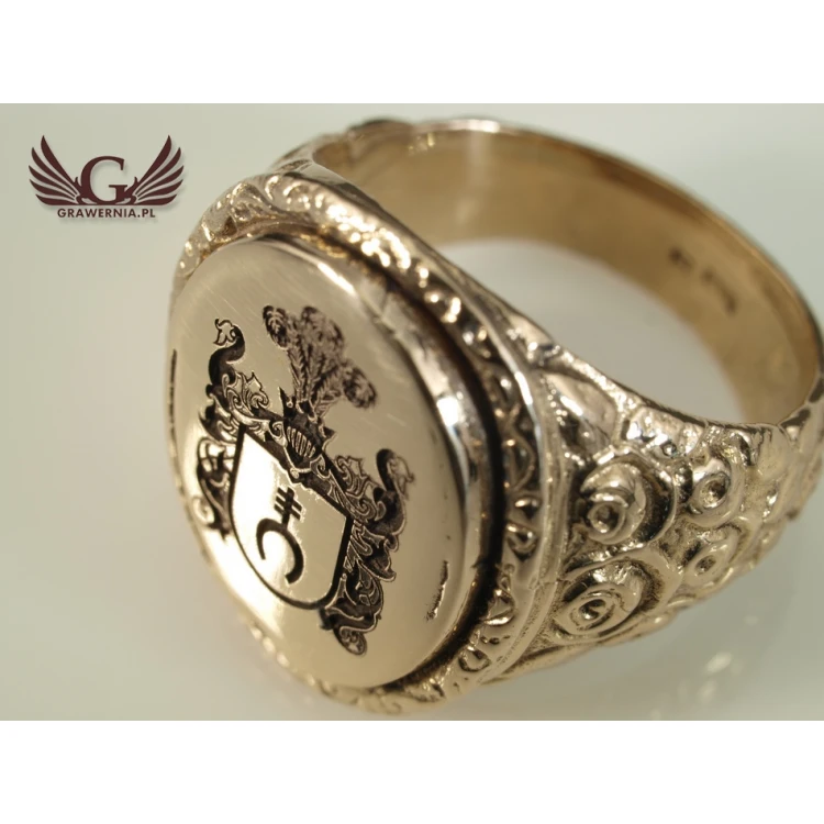 Coat of Arms Engraving Service on Signet Rings - Heraldic Signets - SY014