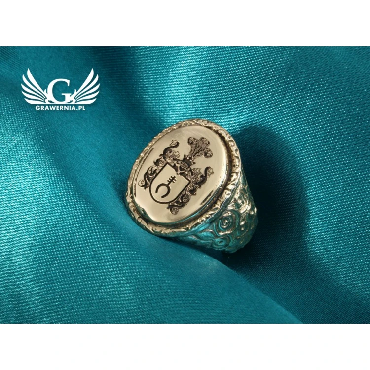 Coat of Arms Engraving Service on Signet Rings - Heraldic Signets - SY014
