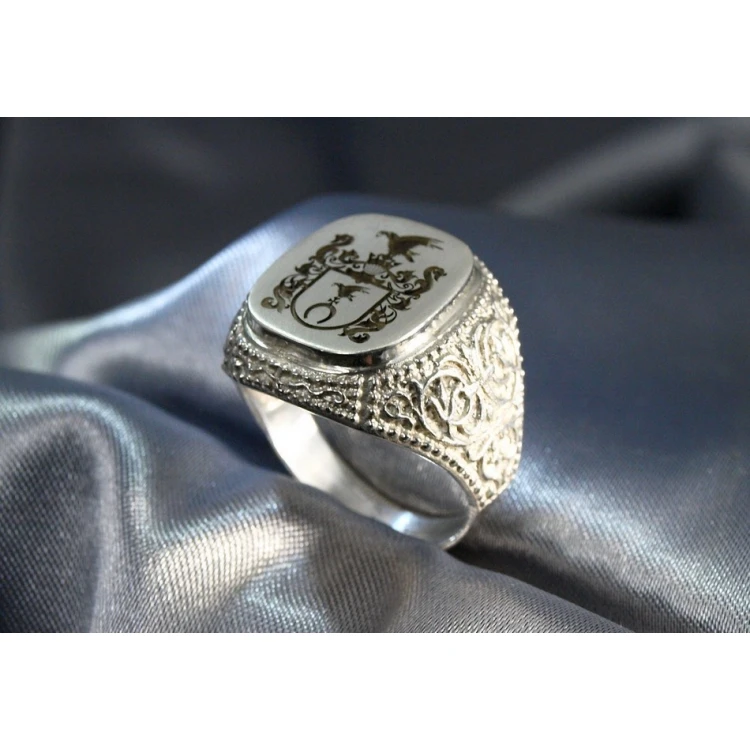 Coat of Arms Engraving Service on Signet Rings - Heraldic Signets - SY002