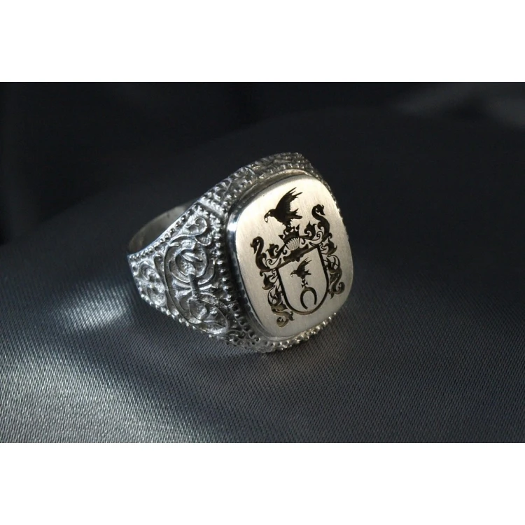 Coat of Arms Engraving Service on Signet Rings - Heraldic Signets - SY002