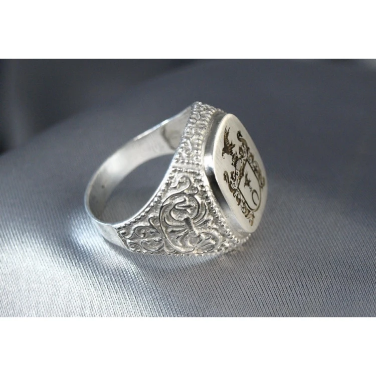 Coat of Arms Engraving Service on Signet Rings - Heraldic Signets - SY002
