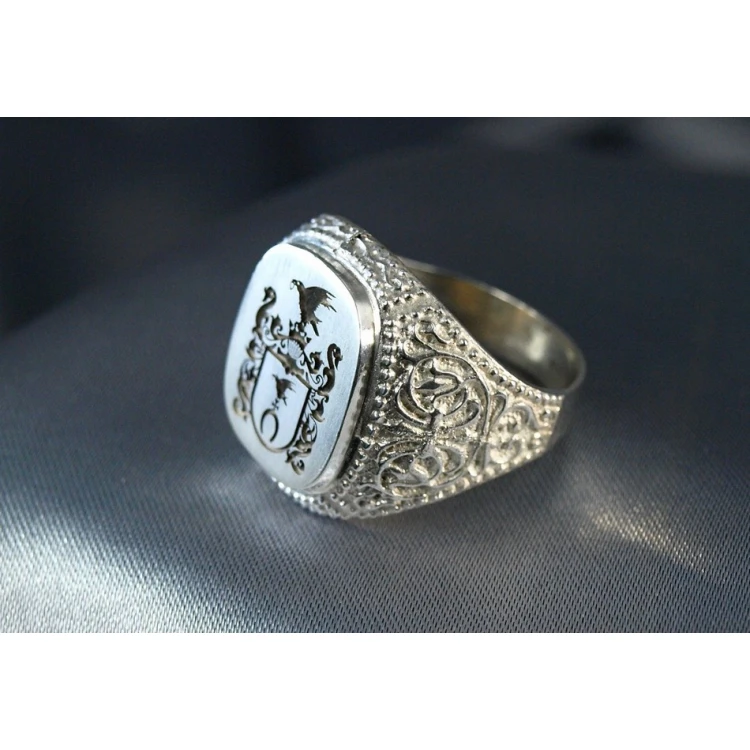 Coat of Arms Engraving Service on Signet Rings - Heraldic Signets - SY002