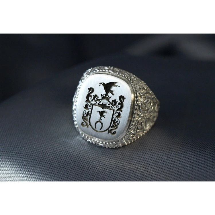 Coat of Arms Engraving Service on Signet Rings - Heraldic Signets - SY002