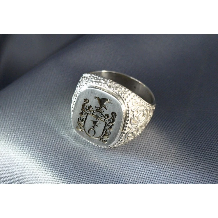 Coat of Arms Engraving Service on Signet Rings - Heraldic Signets - SY002