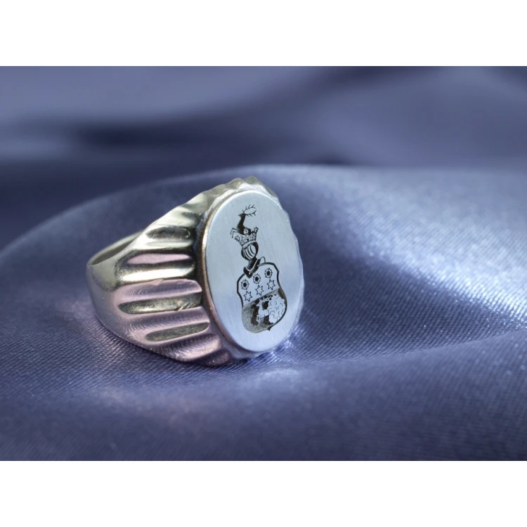 Coat of Arms Engraving Service on Signet Rings - Heraldic Signets - SY003