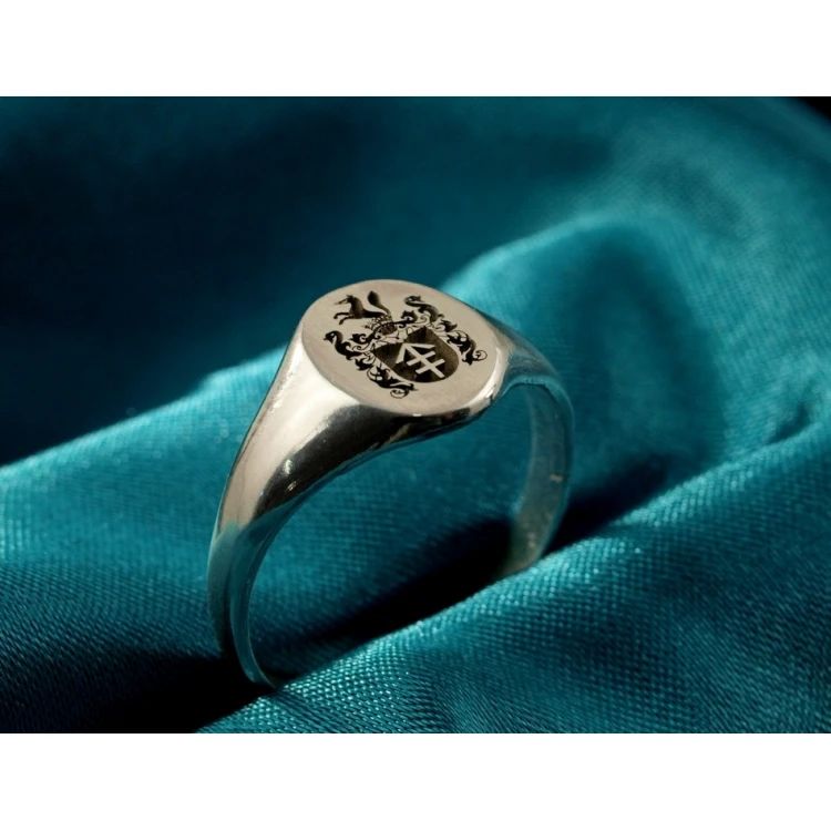 Coat of Arms Engraving Service on Signet Rings - Heraldic Signets - SY004