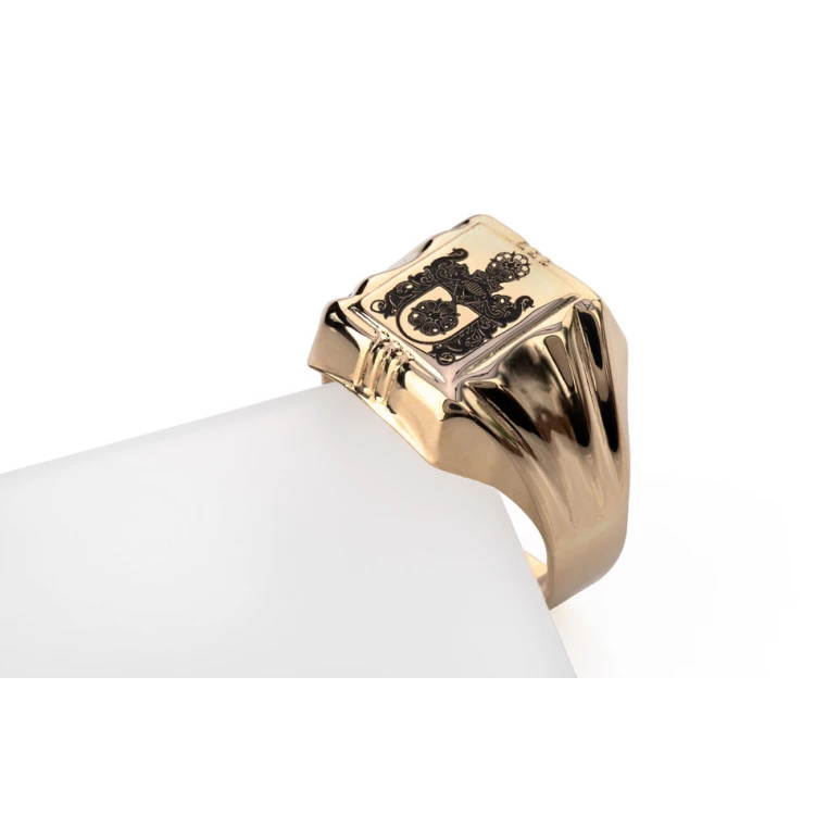 Coat of Arms Engraving Service on a Signet Ring - Heraldic Signet - SY032