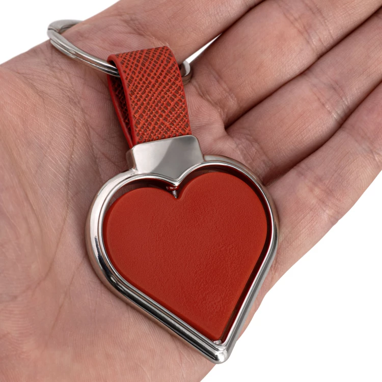 Heart-shaped key ring - Valentine's Day gift - size 46x72 mm - BRL038