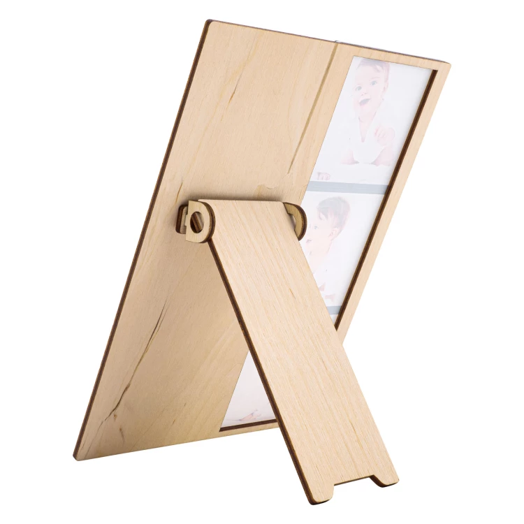 Wooden name badge with photos - laser engraving - dimensions 150x200mm - MET011