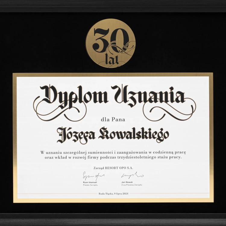 Dyplom jubileuszowy w ramie na 30-lecie - wym. 470x370 mm - DUV107