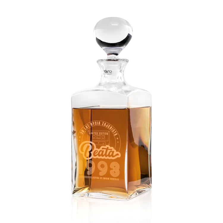 Carafe with engraving for whisky or liqueurs - TREFL - ideal gift for various occasions - KAR052