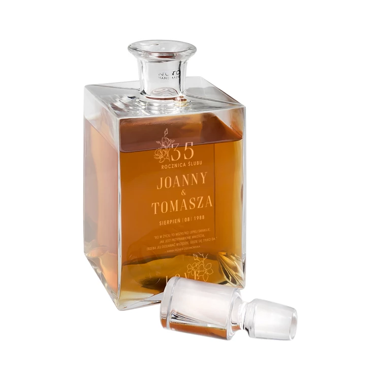Carafe with engraving for whisky or liqueurs - CAMEL - ideal gift for various occasions - KAR055