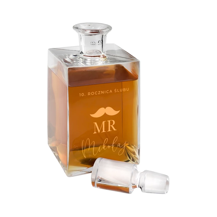 Carafe with engraving for whisky or liqueurs - CAMEL - ideal gift for various occasions - KAR057