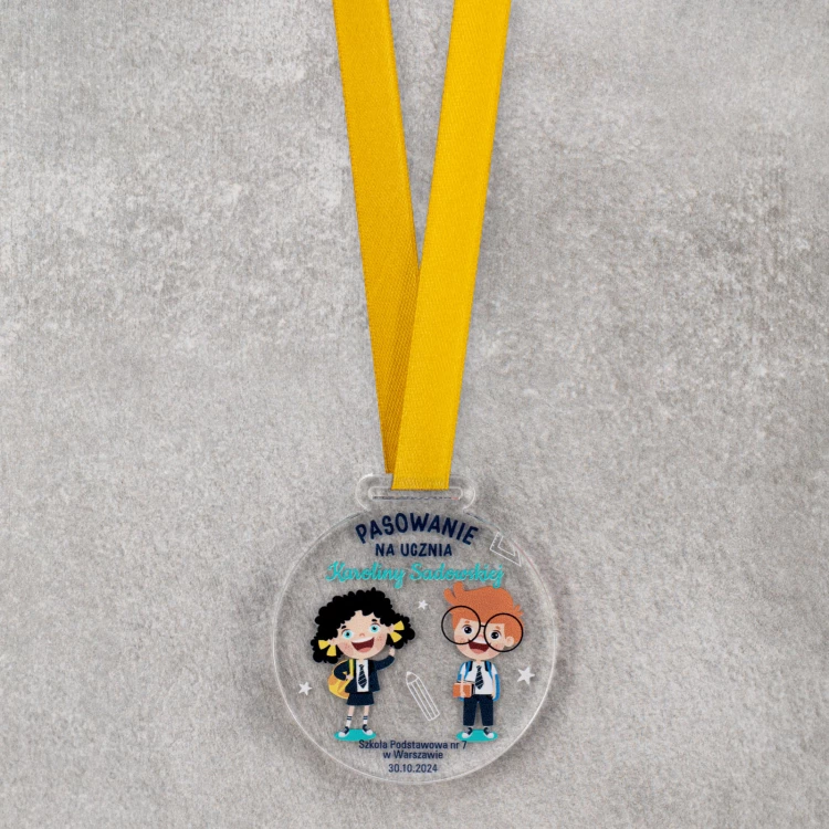 Pupil passport medal - 5mm thick transparent acrylic - dia. 60mm - MGR118