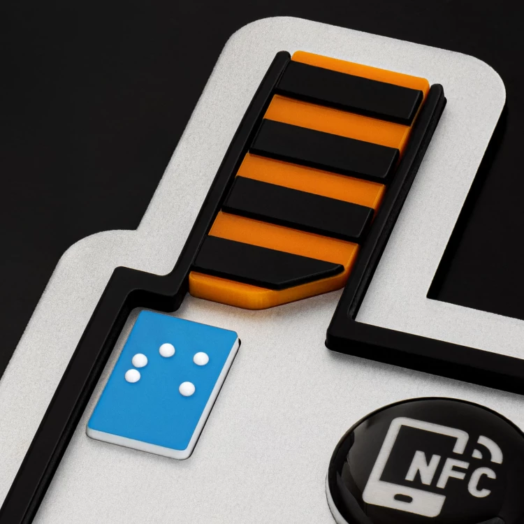 Braille and NFC tile plan - Hard PVC, ADA plastic, 3D doming, laminate and acrylic - Dimension 900x440 mm - TAB678