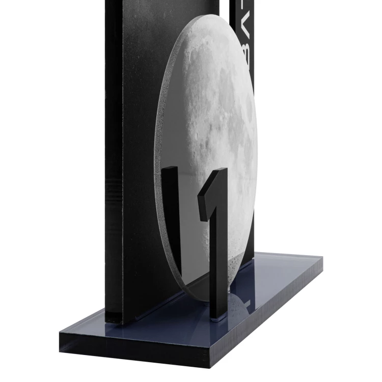 UV-printed acrylic statuette - award for exceptional achievement - height 22 cm - DTA162