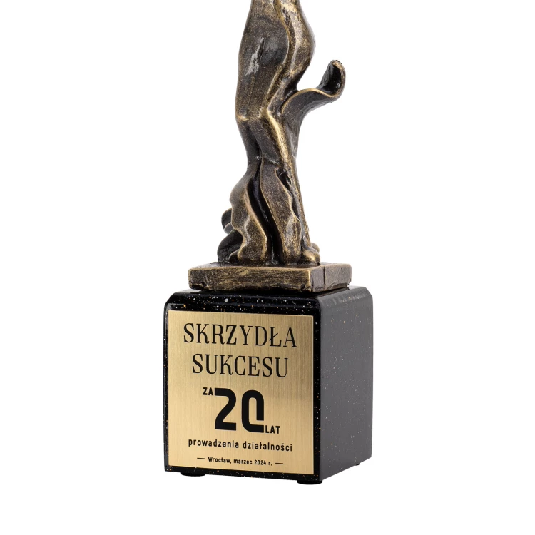 Wings of Success statuette - cast with engraving - H 30 cm - FOL070