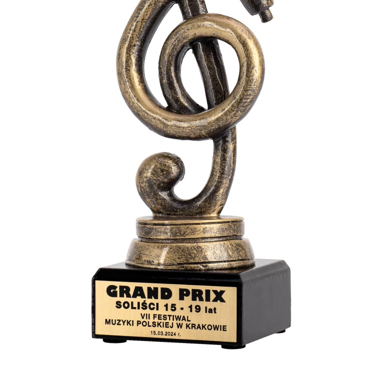 Soloist statuette - cast with engraving - height 25 cm - FOL071