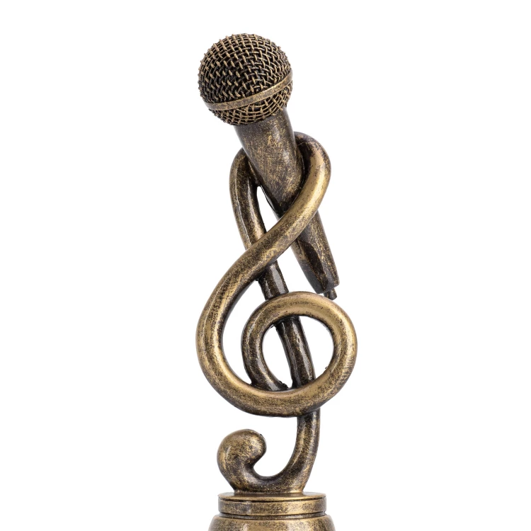 Soloist statuette - cast with engraving - height 25 cm - FOL071