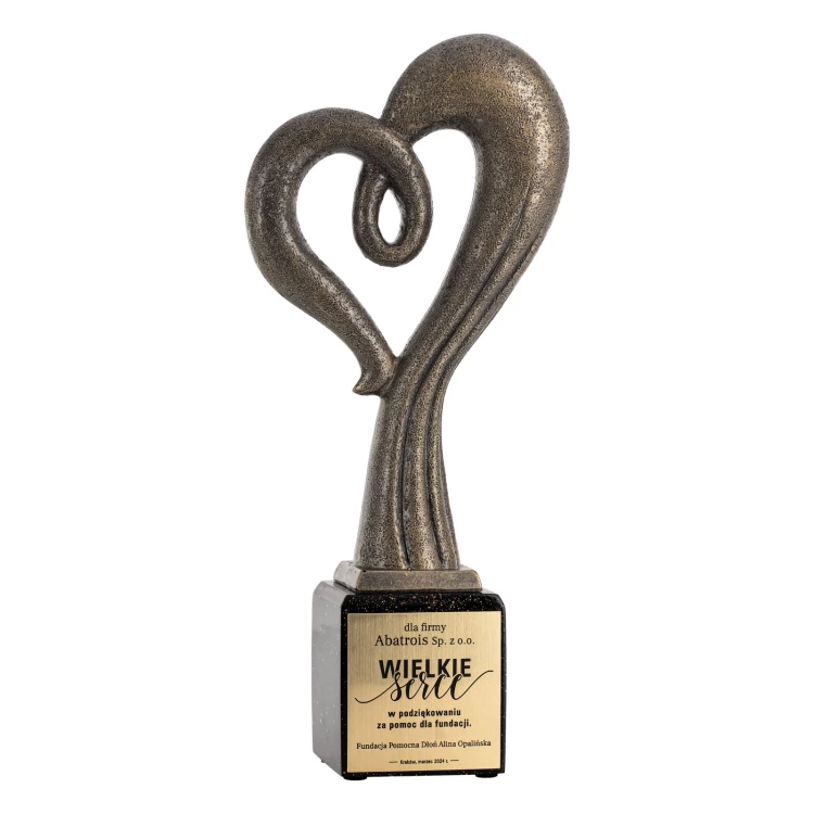 Big heart statuette - cast with engraving - H 30 cm - FOL069