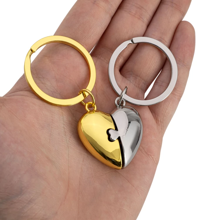 Set of two Heart key rings with your engraving - Valentine's Day gift - BRL042