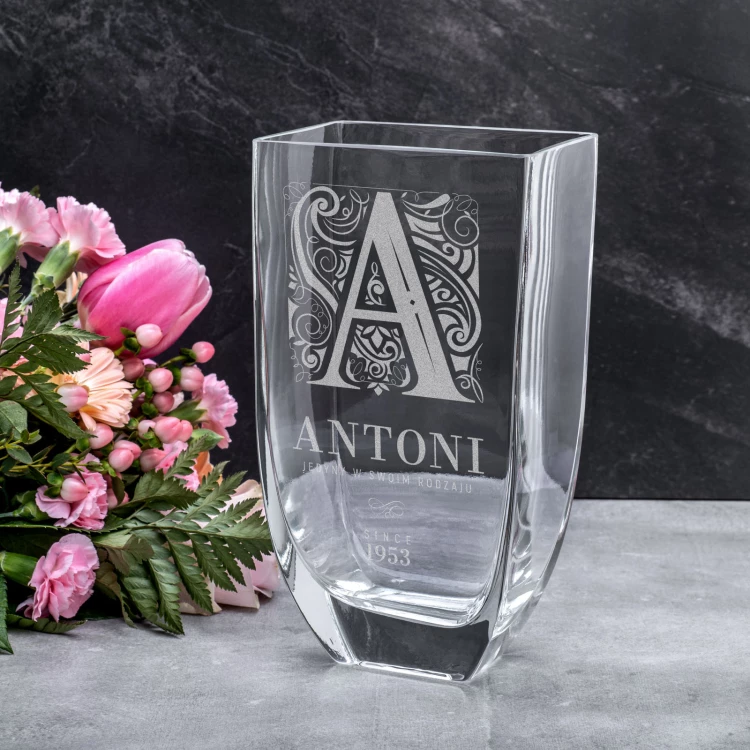Vase with engraving - Flora - birthday gift - WAZ025
