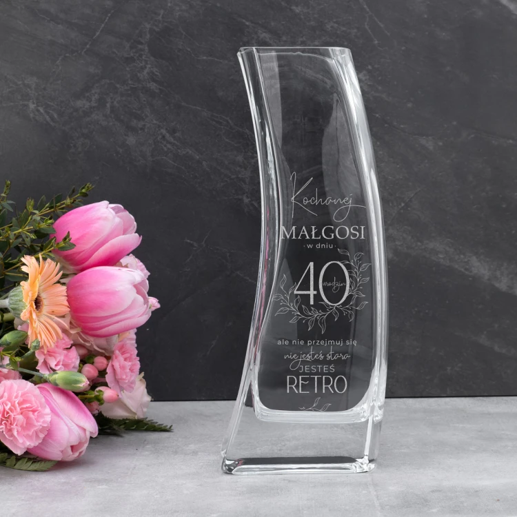 Engraved Vase - Lily - VAS013 - Birthday