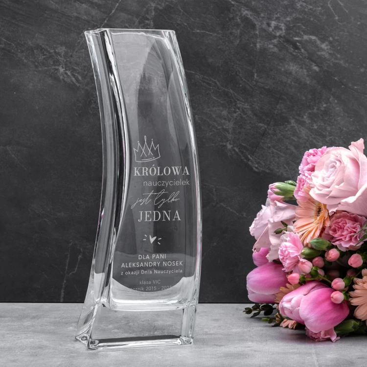 Vase with Engraving - Lily - VAS014 - Teacher's Day