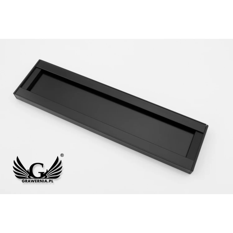 Door sign with engraved plaque - black frame - WND003