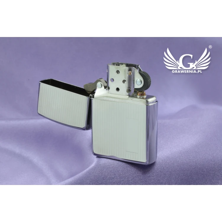 ZIPPO Lighter Engine Turned High Polish Chrome - ZIP013