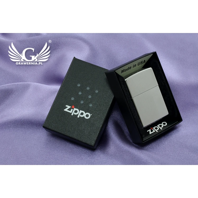 ZIPPO Lighter Engine Turned High Polish Chrome - ZIP013