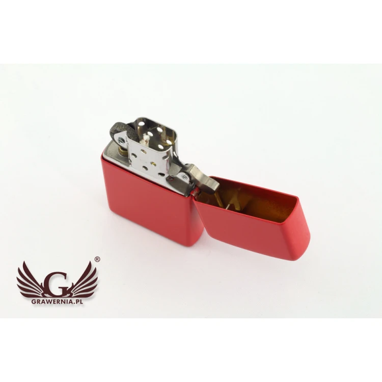 ZIPPO Lighter Red Matte Logo - ZIP010