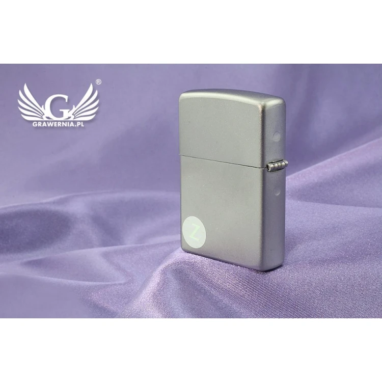 Zippo Lighter Red Heart Satin Chrome - ZIP022
