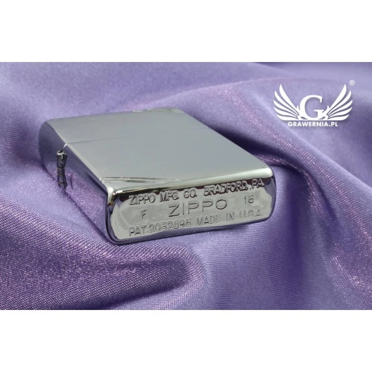 ZIPPO Vintage Brushed Chrome with Slashes Lighter - ZIP027