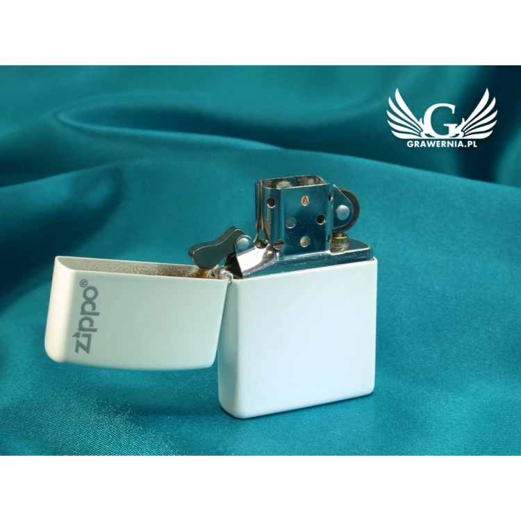 ZIPPO Lighter White Matte Zippo Logo - ZIP007