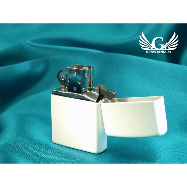 ZIPPO Lighter White Matte Zippo Logo - ZIP007
