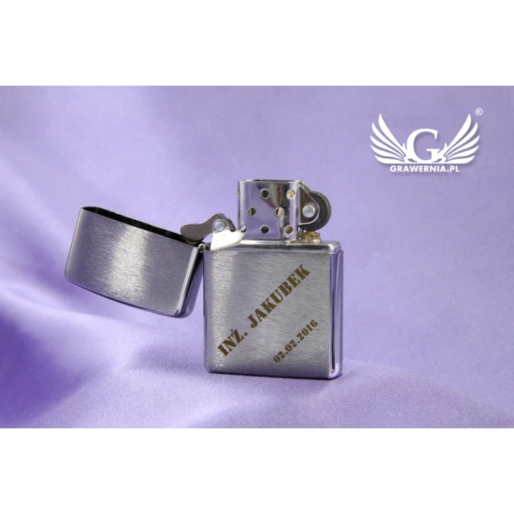 ZIPPO Lighter Brushed Chrome - ZIP052