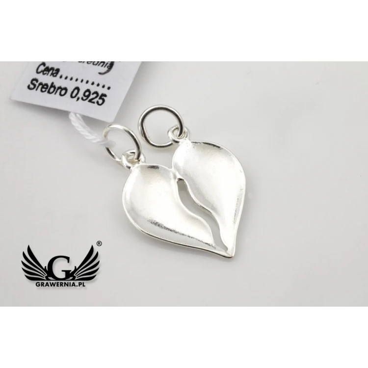 Broken Heart Pendant with Engraving - Silver - SRB034