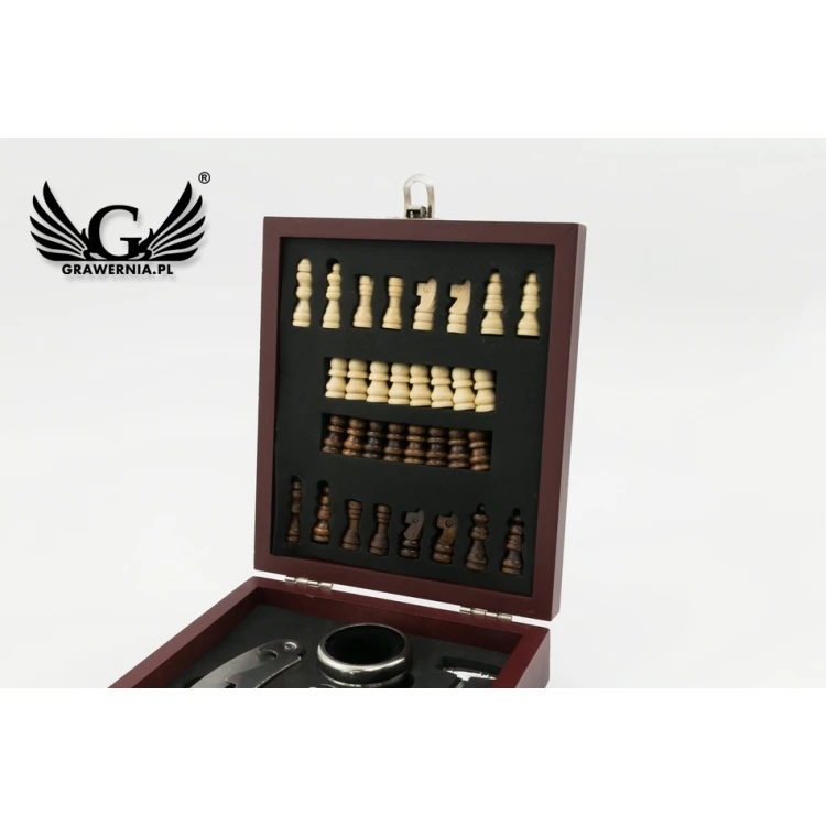 MATT Chess and Wine Set with Your Engraving - AL013